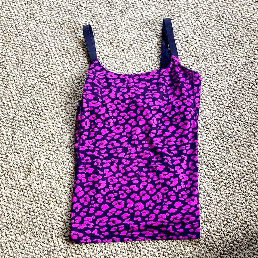 Lululemon top